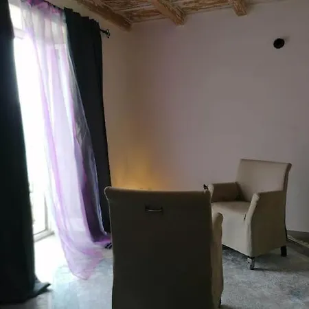 Dream Vacation On The Apartment